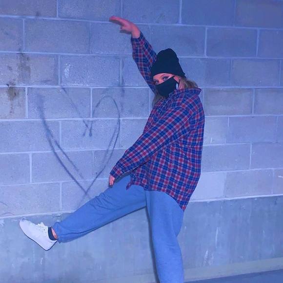 Profile Picture of Maddie Gartrell (@maddiegartrell) on Poshmark