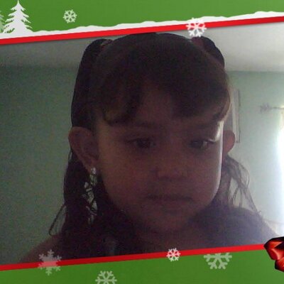 Profile Picture of Lucy Jaramillo (@isaurajr) on Twitter