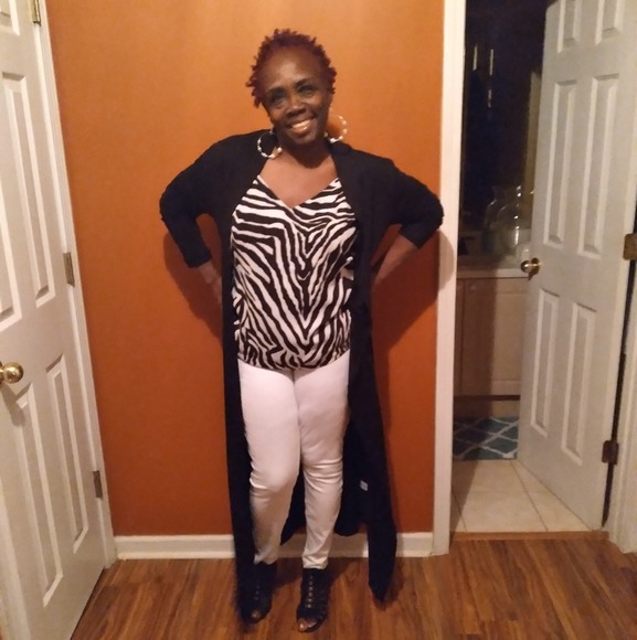 Profile Picture of Aletha Allen (@aletha_allen) on Poshmark