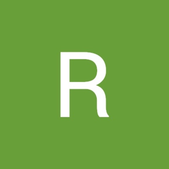 Profile Picture of Raina Patel (@rainapatel1005) on Poshmark