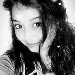Profile Picture of Simi Khusro (@simmi.s_khusro) on Instagram