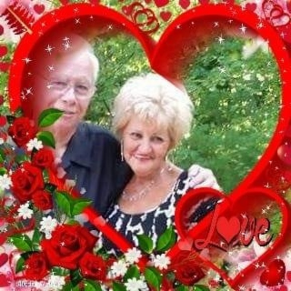 Profile Picture of Nanci Jenney (@nancijen) on Poshmark