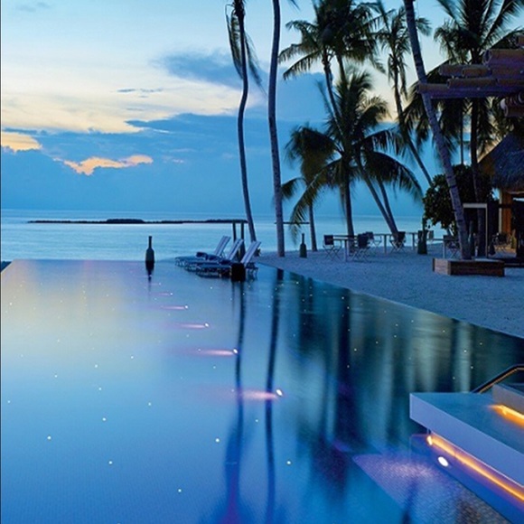 Profile Picture of Danielle Alexander (@nemo531) on Poshmark