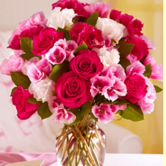 Profile Picture of Isabel Rosado (@macyisbel) on Poshmark