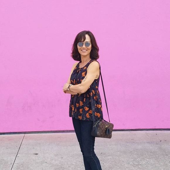 Profile Picture of Jean Keaster (@adream33) on Poshmark
