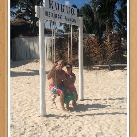 Profile Picture of Claudine Jeanson (@claudinejeanson) on Poshmark