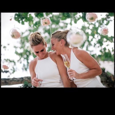 Profile Picture of Lisa Garbutt (@lisagarbo) on Twitter