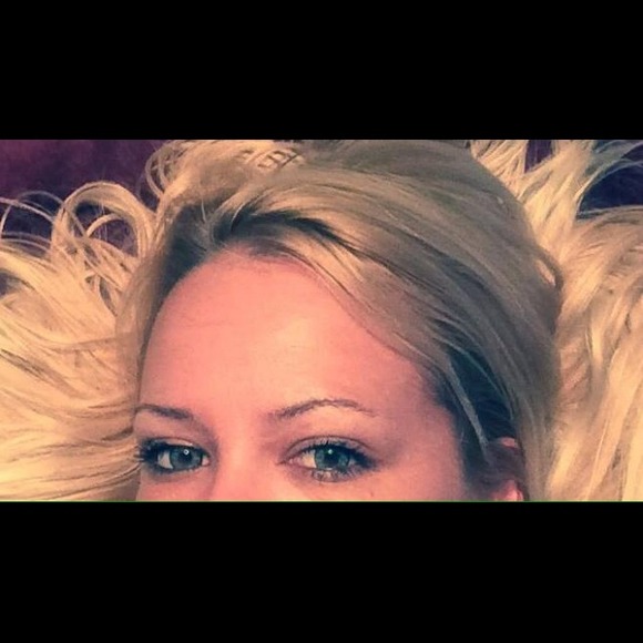 Profile Picture of Nora Pugh (@norapugh) on Poshmark