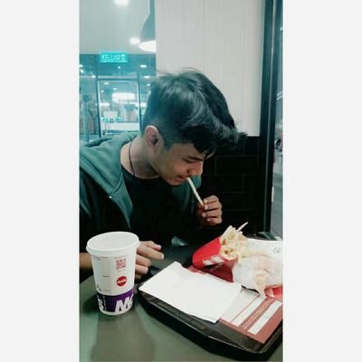 Profile Picture of Sam≧=≦ (@SamLengZaii) on Twitter