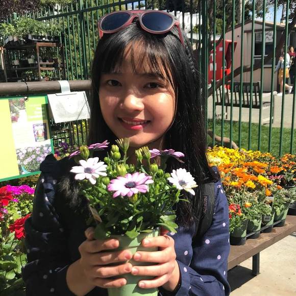 Profile Picture of Thu Minh (@thuminh350) on Poshmark