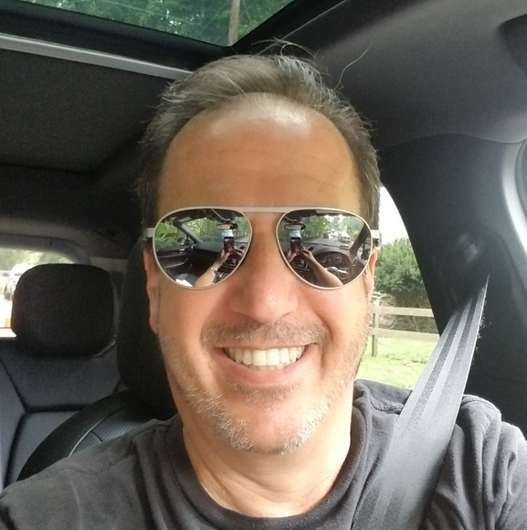 Profile Picture of David Nathanson (@david_nathanson) on Poshmark