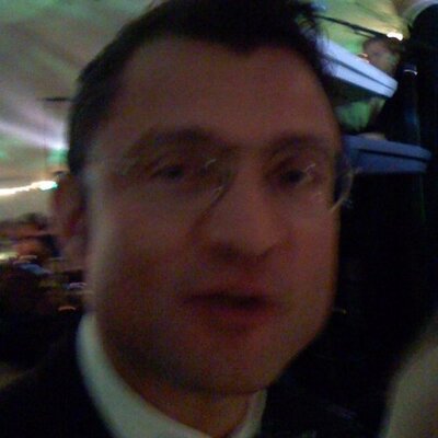 Profile Picture of Joseph Semple (@bobbiesdaddy) on Twitter