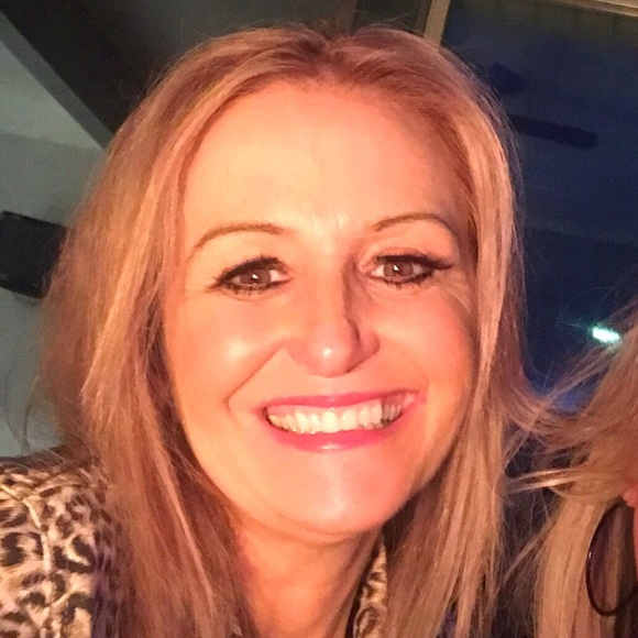 Tracey Capizzi - Poshmark Profile Picture of Tracey Capizzi (@traceyfca) on Poshmark