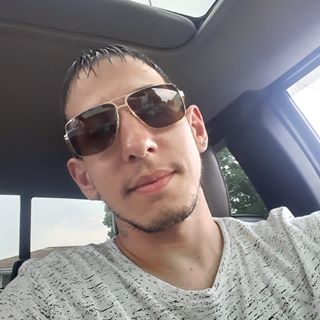 Brian Silva - Facebook Profile Picture of Brian Silva (@brian.silva.10690) on Facebook