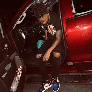 Profile Picture of Napoleon Harris (@xavier.imbackharris) on Facebook