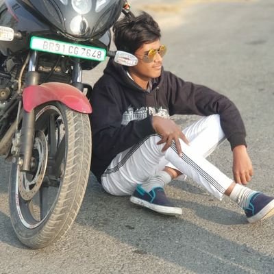 Profile Picture of Arsalan (@PenwalaZeenat) on Twitter