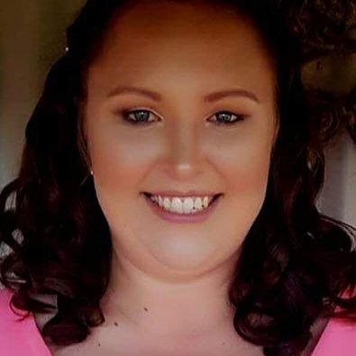 Profile Picture of Mandy Hollis (@Mandyhollis82) on Twitter