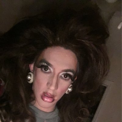 Profile Picture of Ariel Summers-Visage (@ArielSummers8) on Twitter