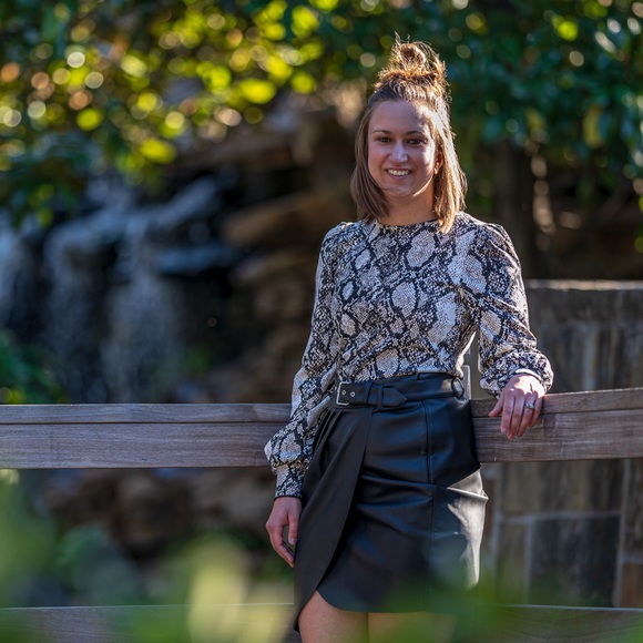 Profile Picture of Shawnee Ingram (@shawneeingram) on Poshmark
