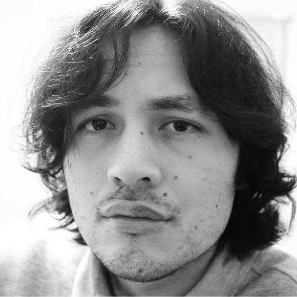 Profile Picture of Luis Terrones (@lgterrones) on Poshmark