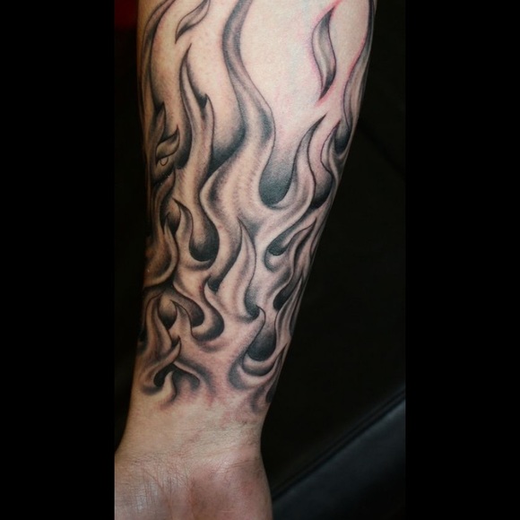 Profile Picture of Chase Burloski (@chase1170) on Poshmark