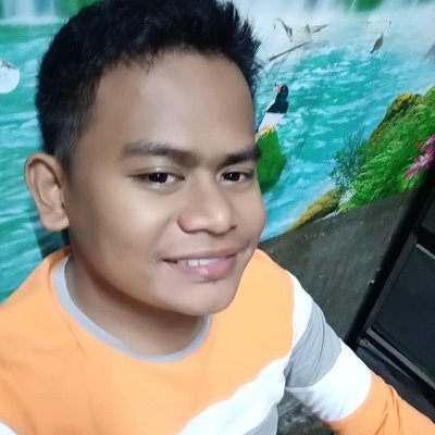 Profile Picture of Robert Ramos (@Trevor1925) on Twitter