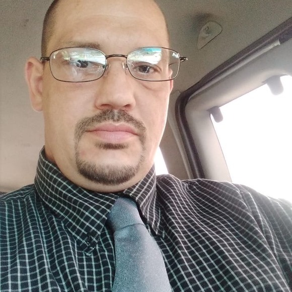 Profile Picture of Harold Rumrill (@haroldrumrill40) on Poshmark