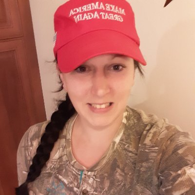 Profile Picture of Crystal Dial (@CrystalDial4) on Twitter