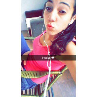 Profile Picture of Natália Schneider (@na99118723) on Twitter