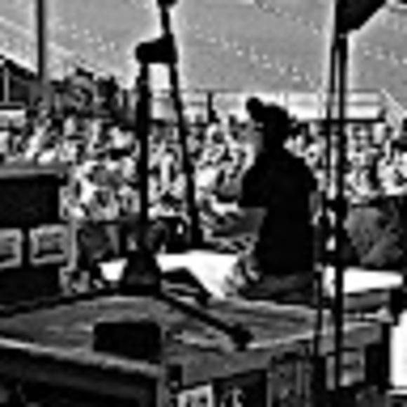 Profile Picture of Paul Felix (@pauldivot) on Poshmark