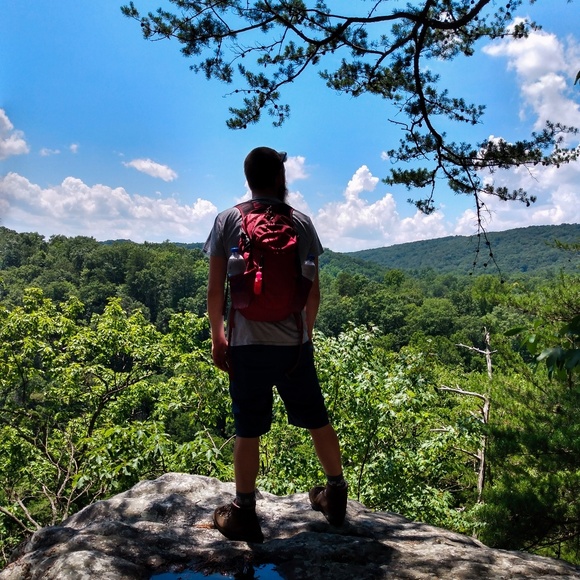 Profile Picture of Chris Huskey (@chris_huskey) on Poshmark