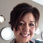 Profile Picture of Micki Reid (@coveredwalls) on Instagram