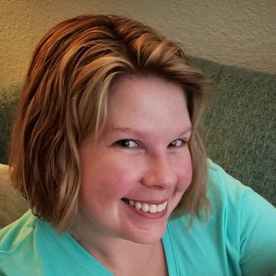 Profile Picture of Allison Oswalt (@@aOkcarolina) on Twitter