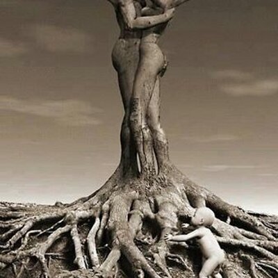 Profile Picture of Lara Franco (@larafranco1986) on Twitter