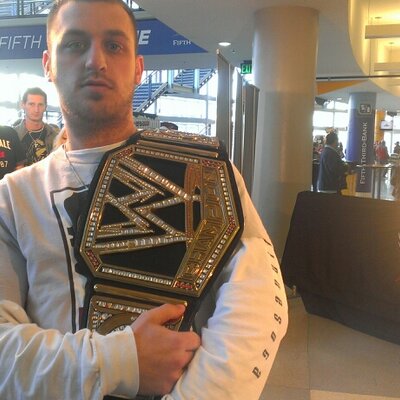 Profile Picture of Steven Schloss (@vikesfan41) on Twitter