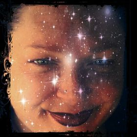 Profile Picture of Kerry Ruby (@kerilina) on Pinterest