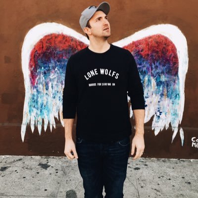 Profile Picture of Chris Long (@long_chris) on Twitter
