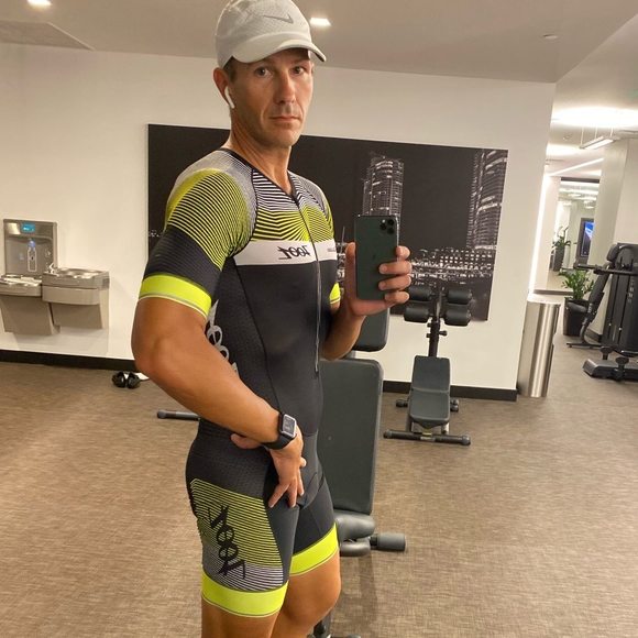 Profile Picture of Scott Tracy (@barontracy) on Poshmark