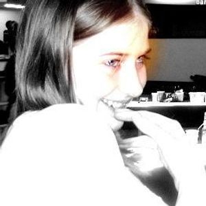 Profile Picture of Danielle Robson (@barbiedoll_chavette) on Myspace