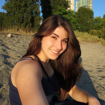 Profile Picture of Elizabeth Wright (@WrightDesign_) on Twitter