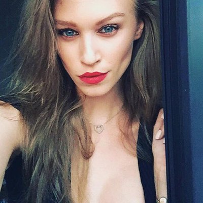 Profile Picture of Julia Addison (@JuliaAddison15) on Twitter