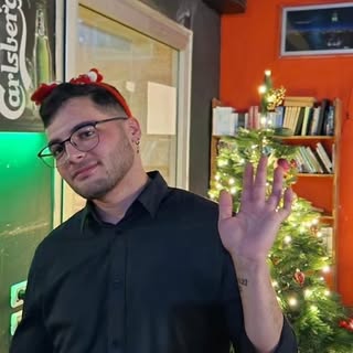 Profile Picture of Jonathan Shapira (@jonathanshapira1) on Instagram