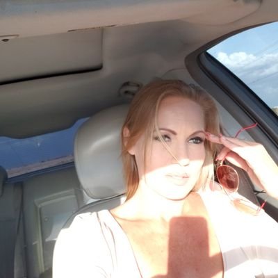 Profile Picture of Tami Hodge (@Tamimae2) on Twitter