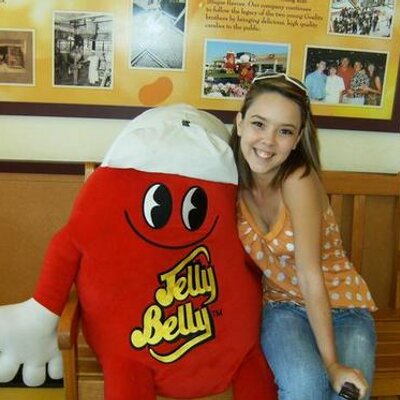 Profile Picture of Cassandra Burch (@CrZyCass) on Twitter