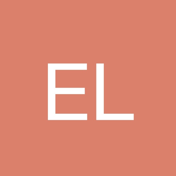 Profile Picture of Eleanora Luongo (@giacinto3) on Poshmark