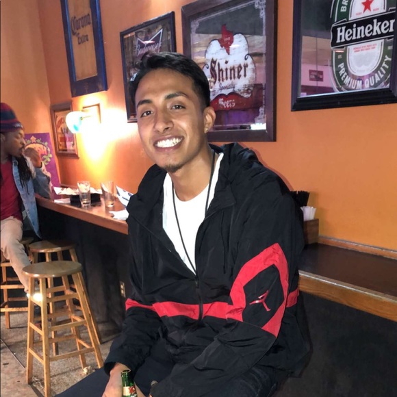 Profile Picture of Andreas Ontiveros (@andreas_o) on Poshmark