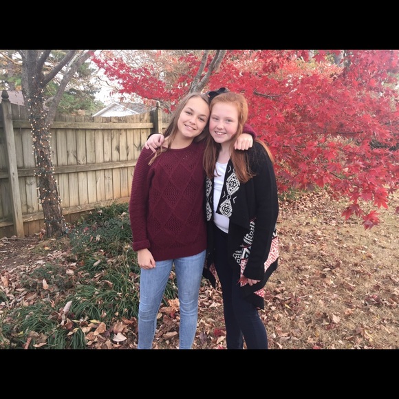 Profile Picture of Haley Schaefer (@haleyld) on Poshmark
