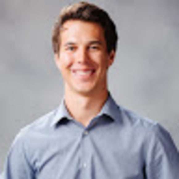 Profile Picture of Blake Mowen (@blakemowen) on Poshmark
