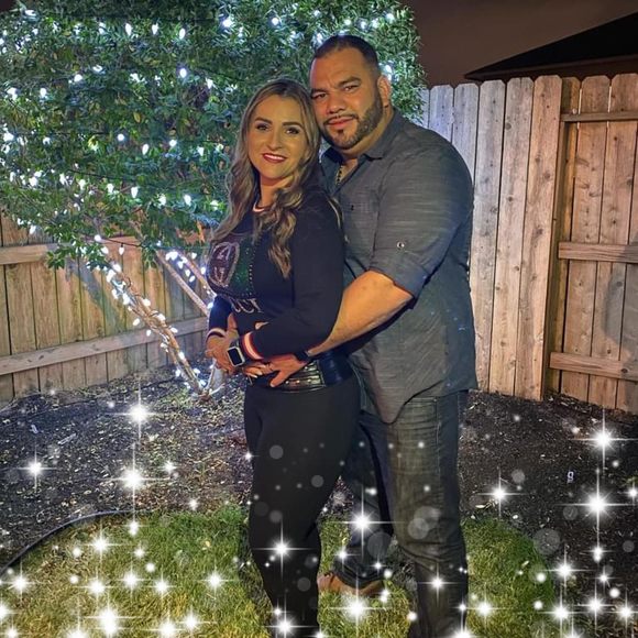 Profile Picture of Andrea Robledo (@andrearobled399) on Poshmark