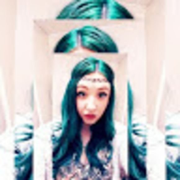 Profile Picture of Felicia Peppers (@feliciapeppers) on Poshmark